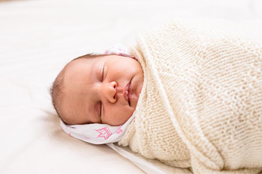 How to Swaddle a Baby: Tips and Tricks for New Parents